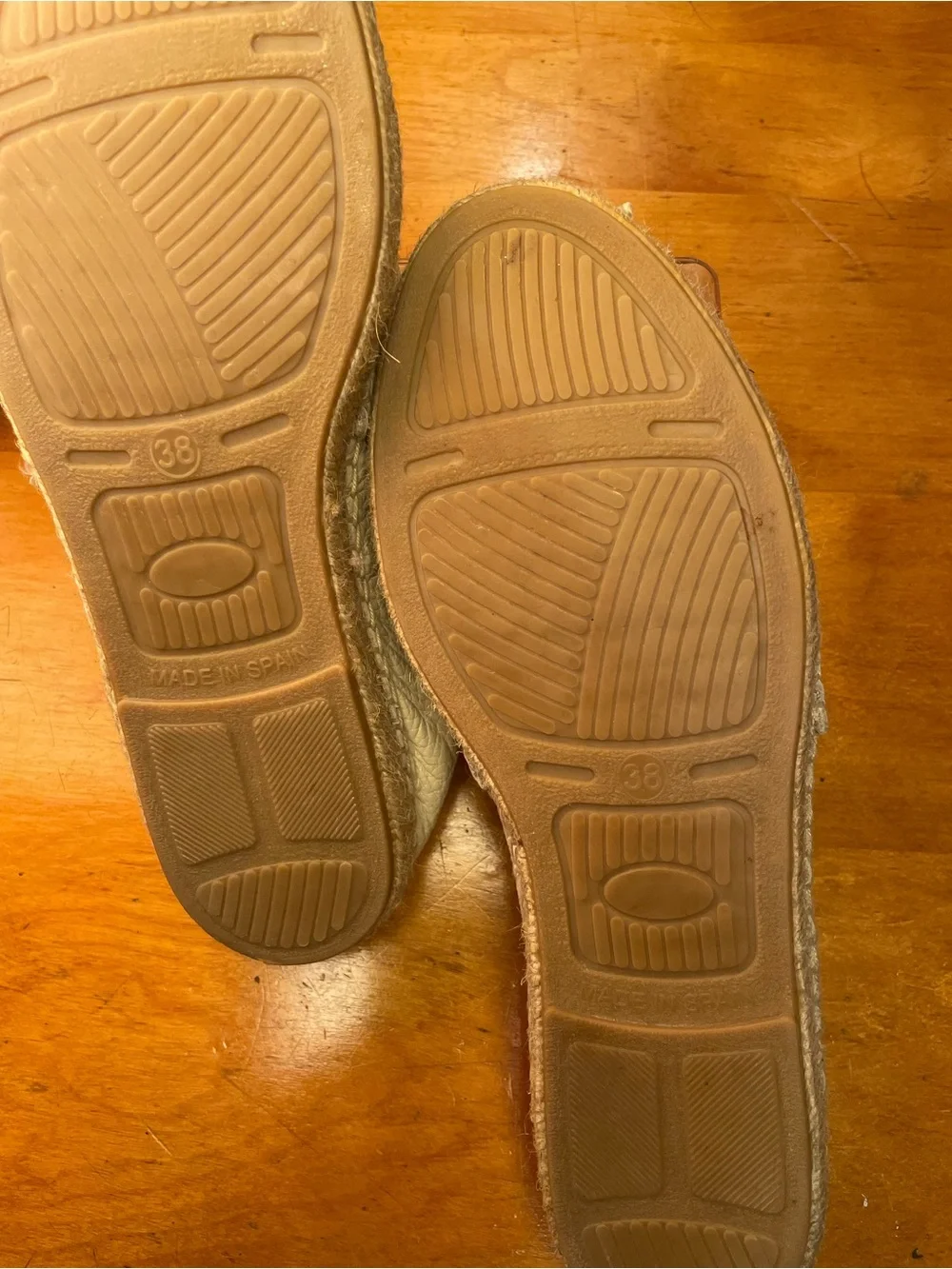 Maypol Cream Slip-On Pebbled Leather Women’s Espadrille Flats Size EU 38 US 7.5